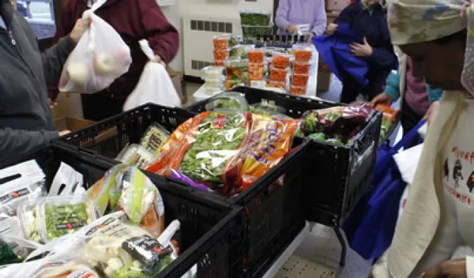 Second Harvest heartland food distribution